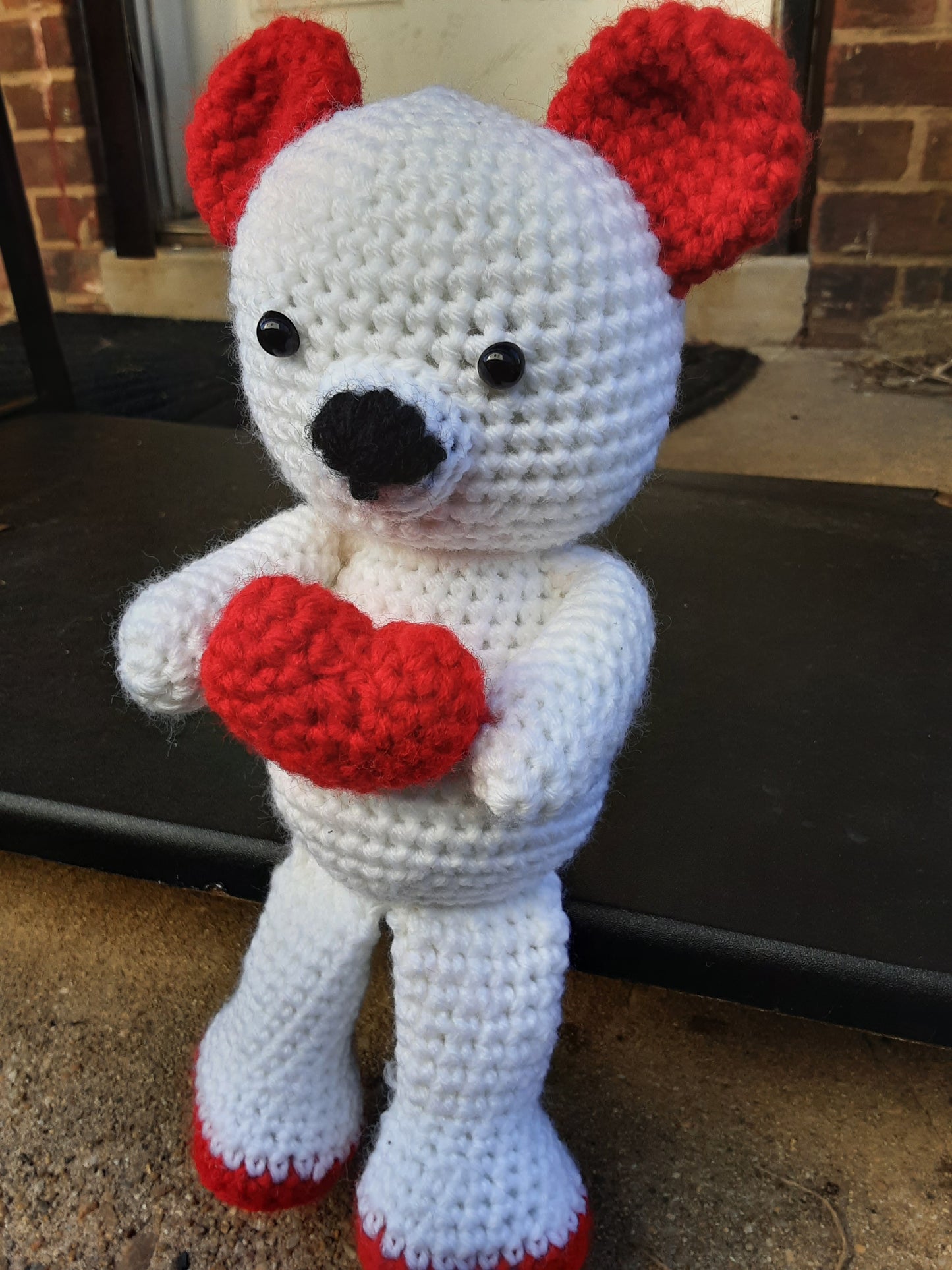 Looking for love Crochet Bear