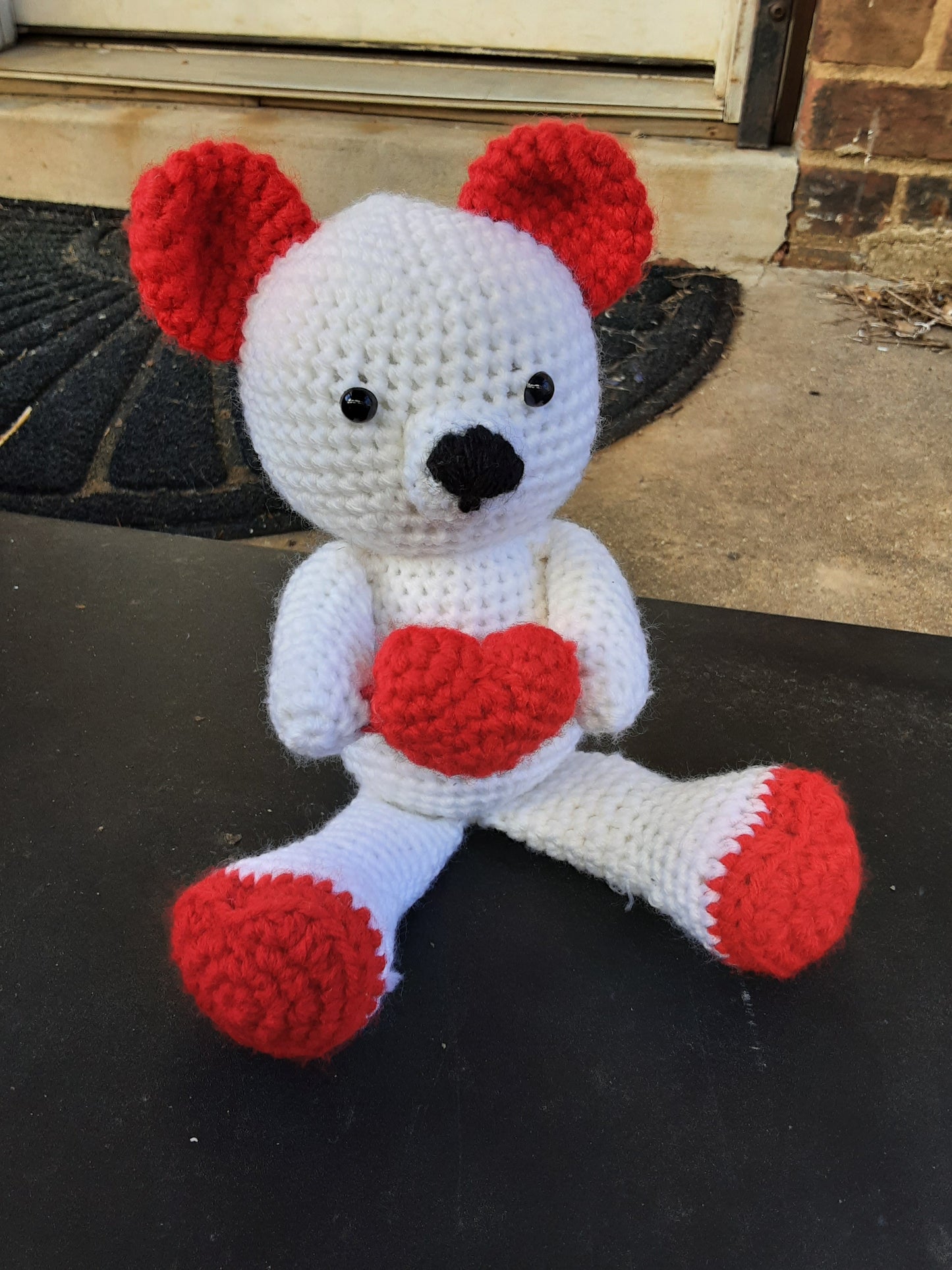 Looking for love Crochet Bear