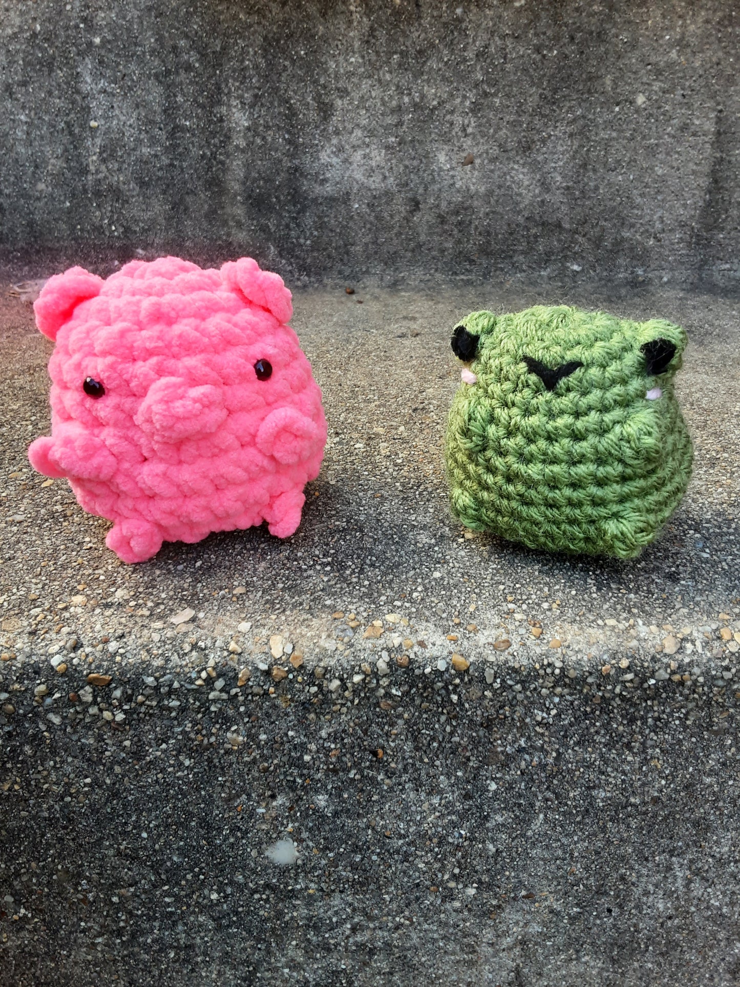 Cheeky Frog and Pig